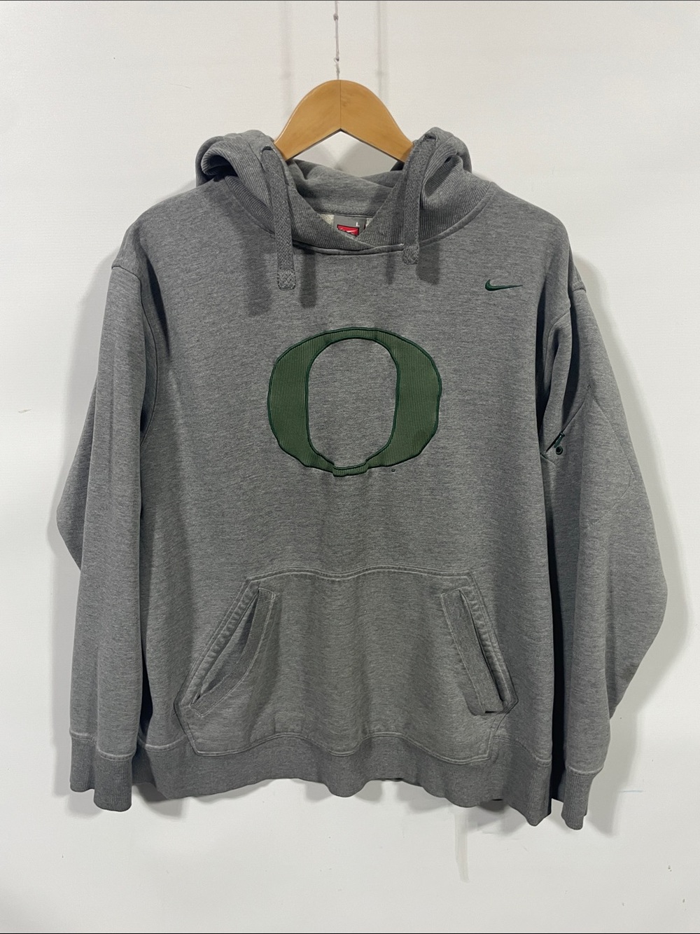 Nike Gray Hoodie with university of Oregon UO Green Ducks - Men's Pullover